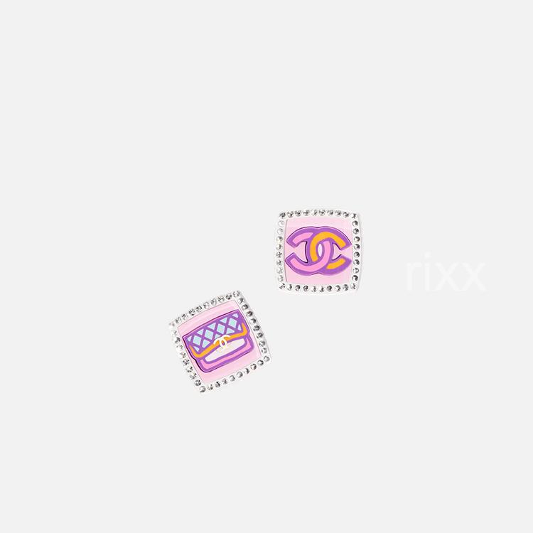 샤넬 레진 스터드 귀걸이