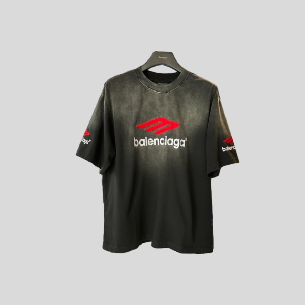 발렌시아가 자수로고 헤비워싱 반팔티