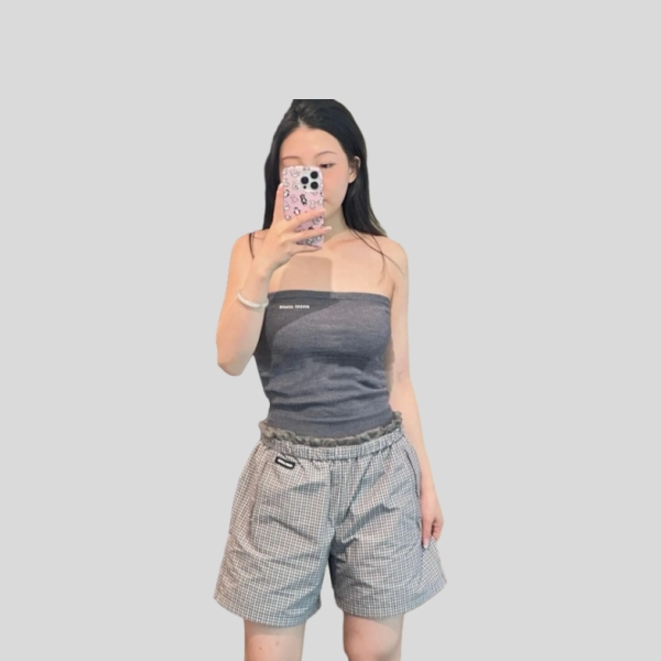 미우미우 플래드 쇼츠