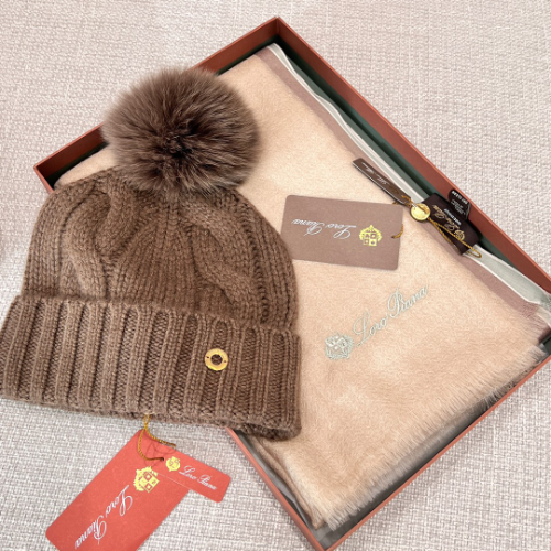 로로피아나 스카프 / 모자