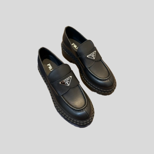 프라다 가죽 로퍼 (3color)