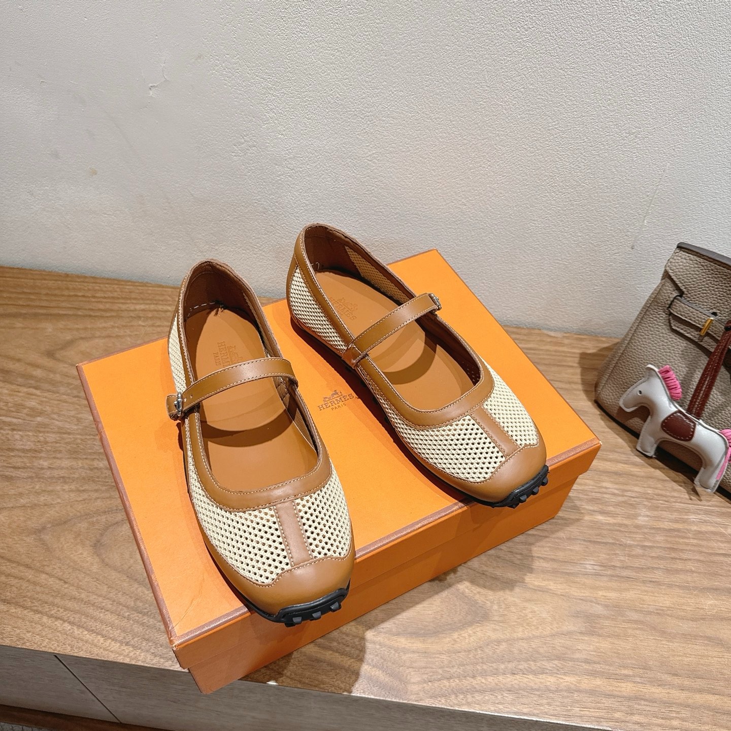 에르메스 25 신상 발레리나 매쉬 플랫