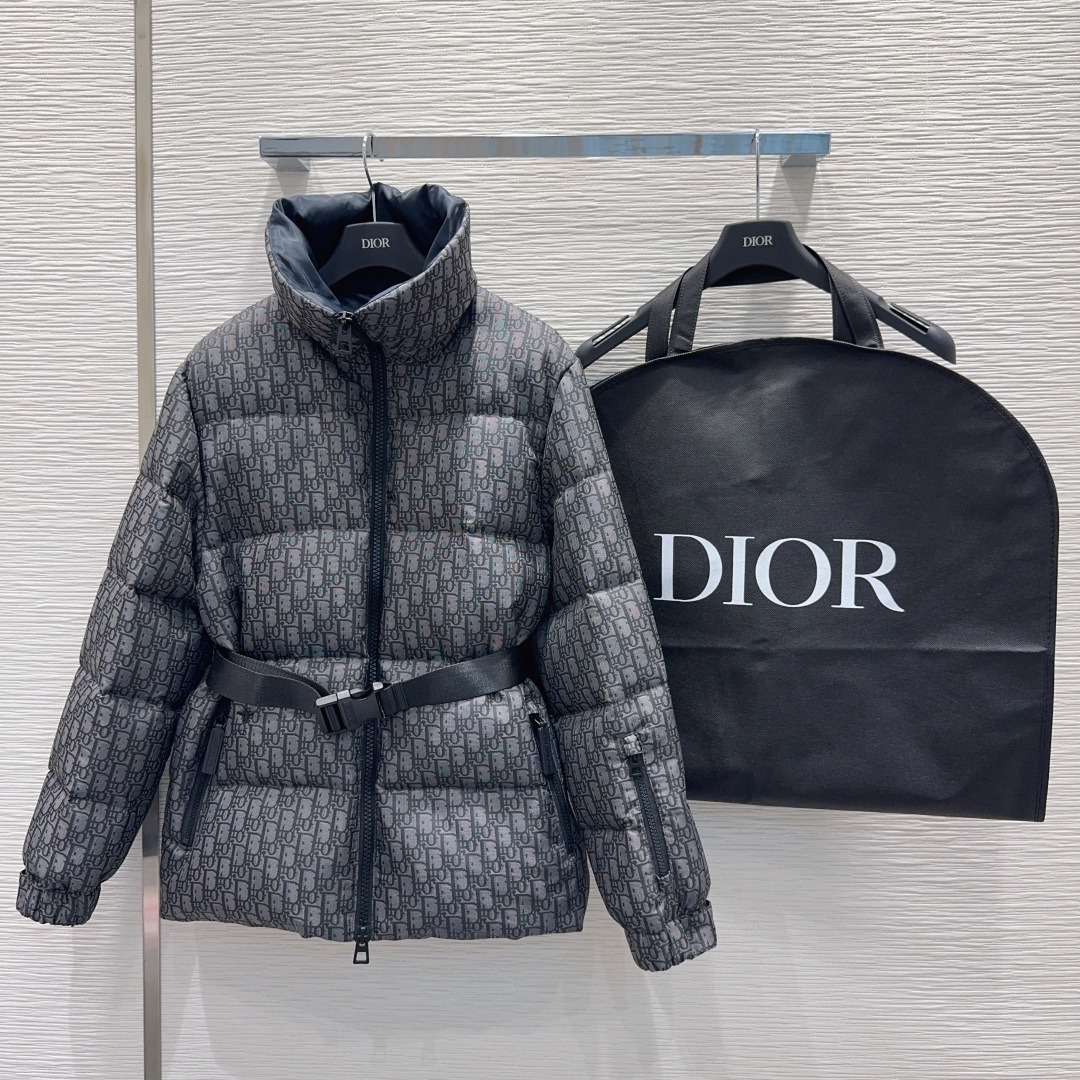 디올 25FW 신상 패딩 점퍼