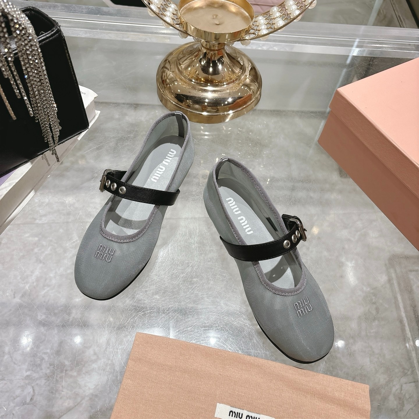 미우미우 신상 메리제인 발레화