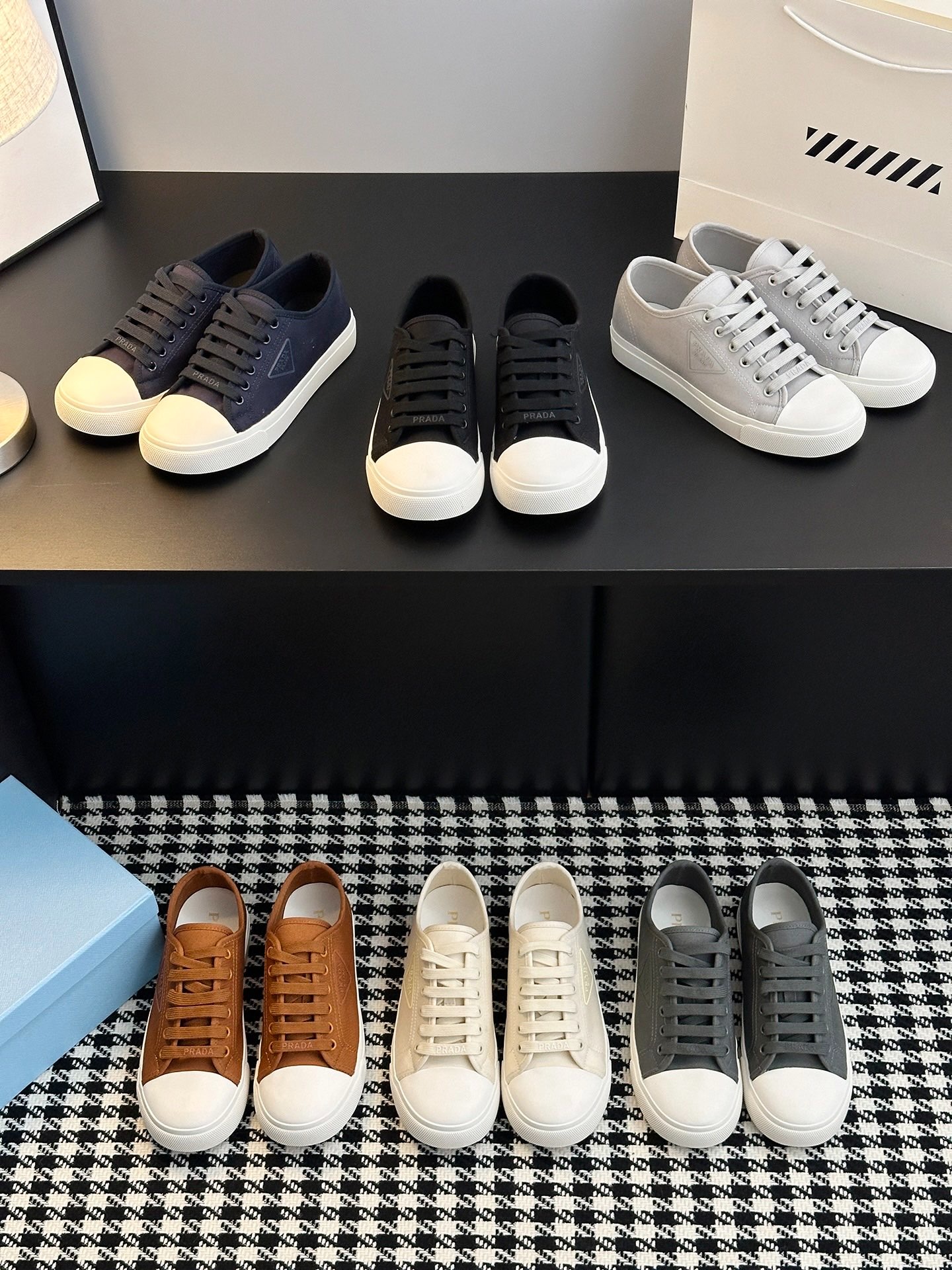 프라다 신상 스니커즈