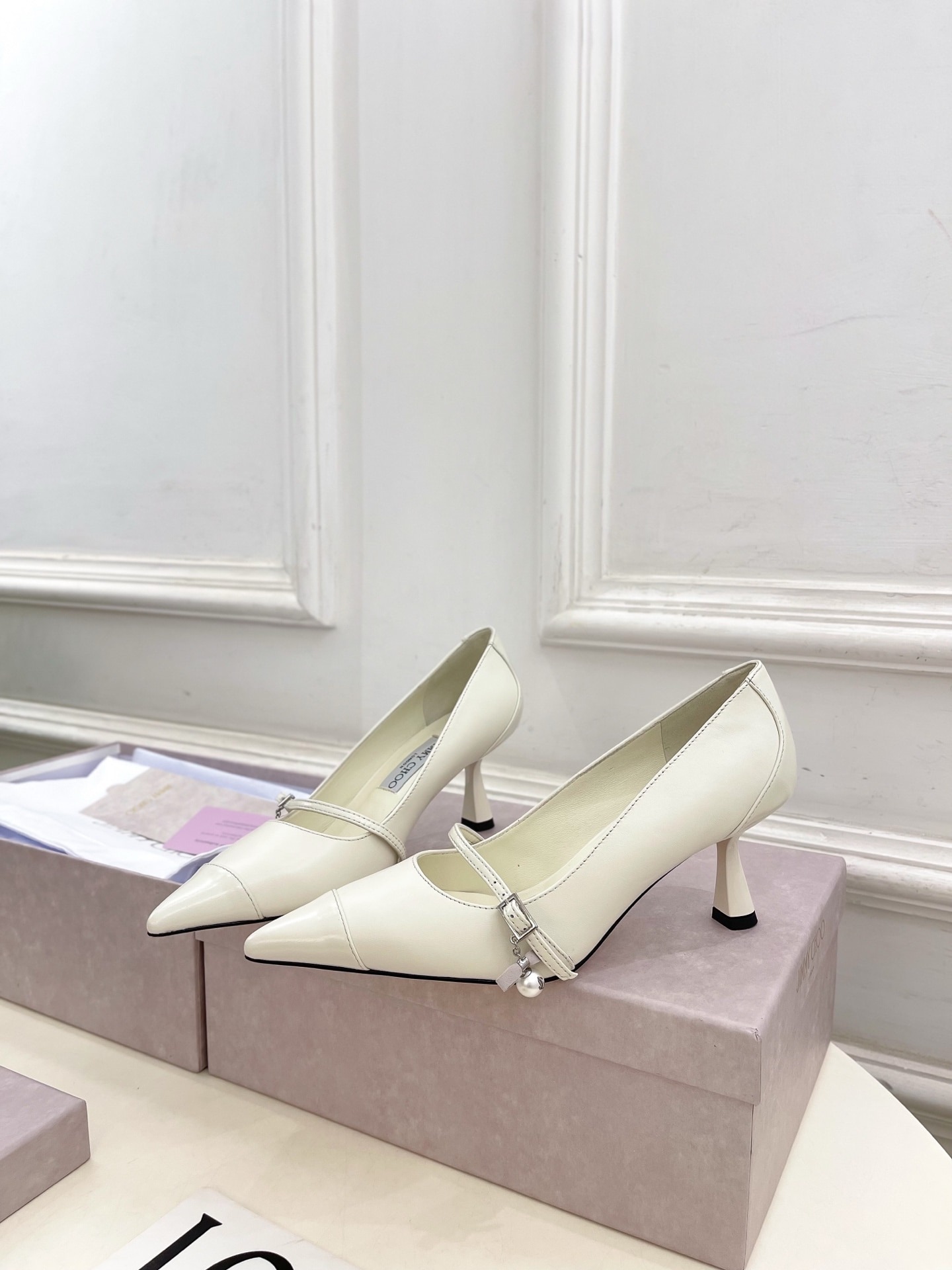 지미추 25ss 신상 진주 펜던트 스틸레토 힐