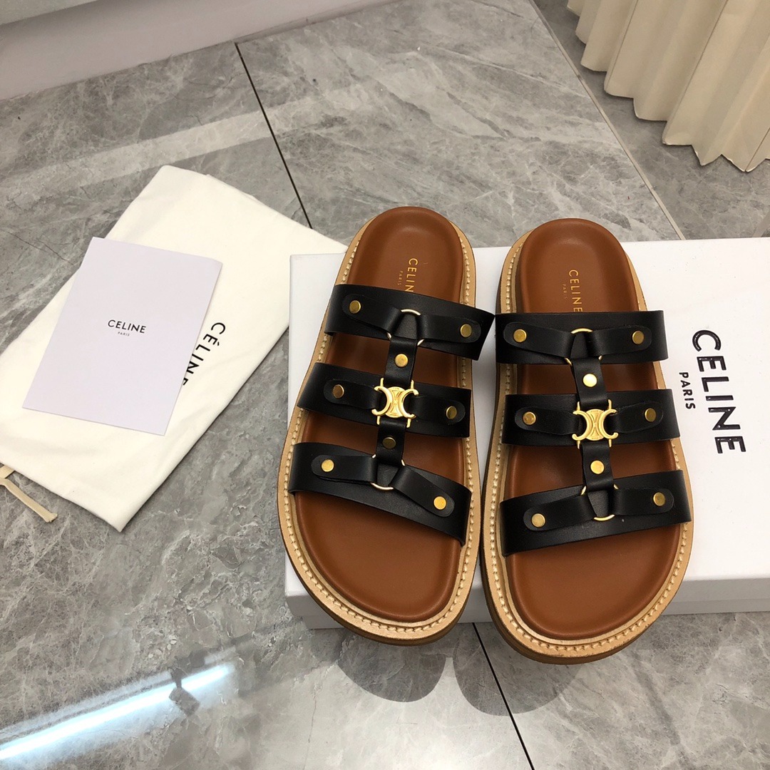 셀린느 티피 트리오페 슬라이드