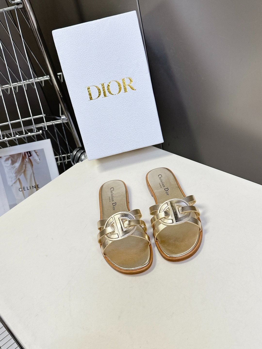 디올 25 봄여름 신상 CD 슬리퍼
