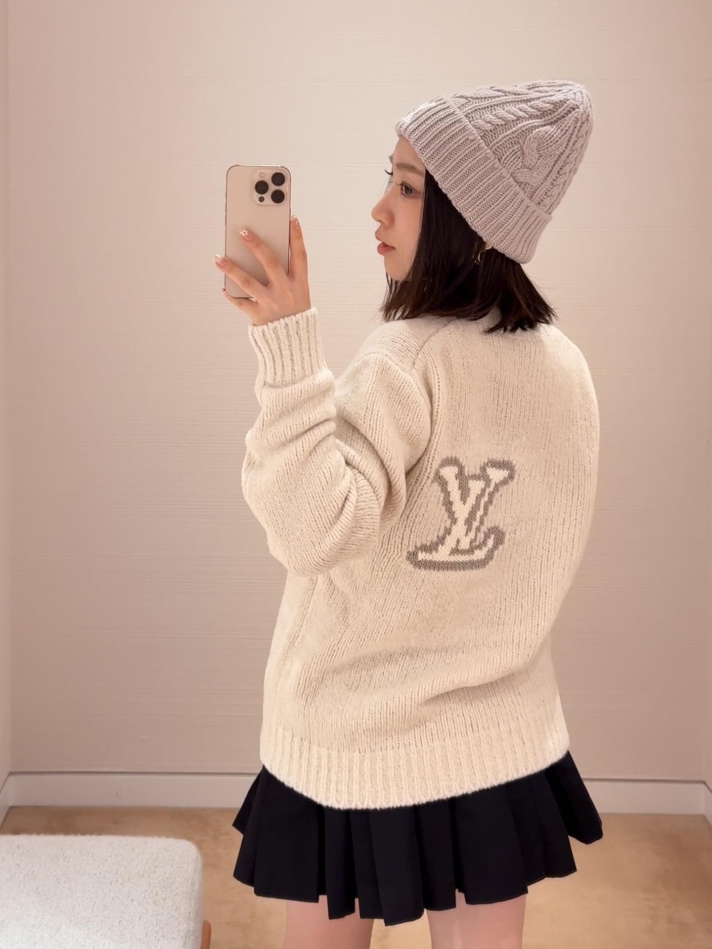 루이비통 25FW 신상 화이트 니트 스웨터