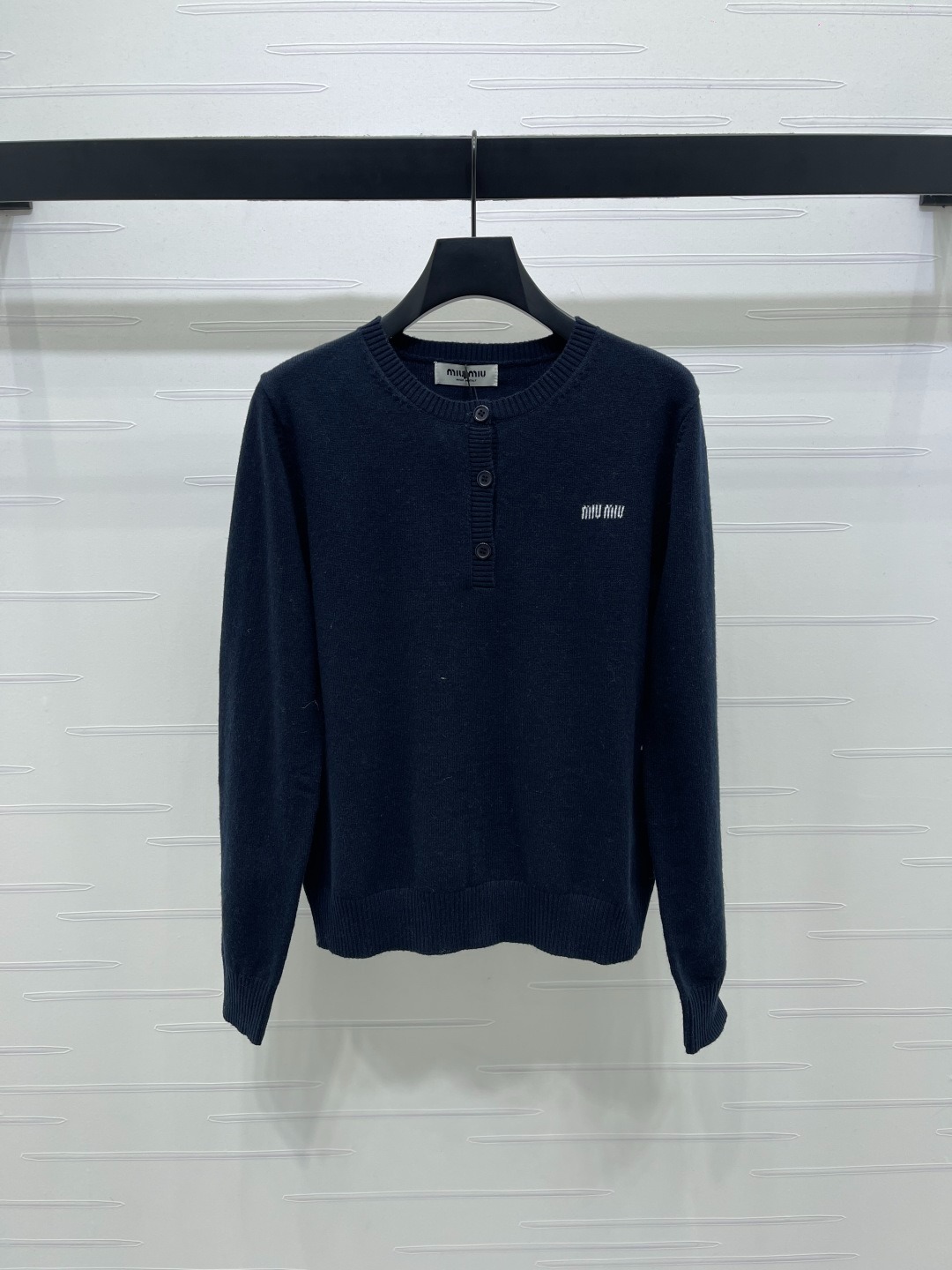 미우미우 25 신상 라운드 니트 긴팔