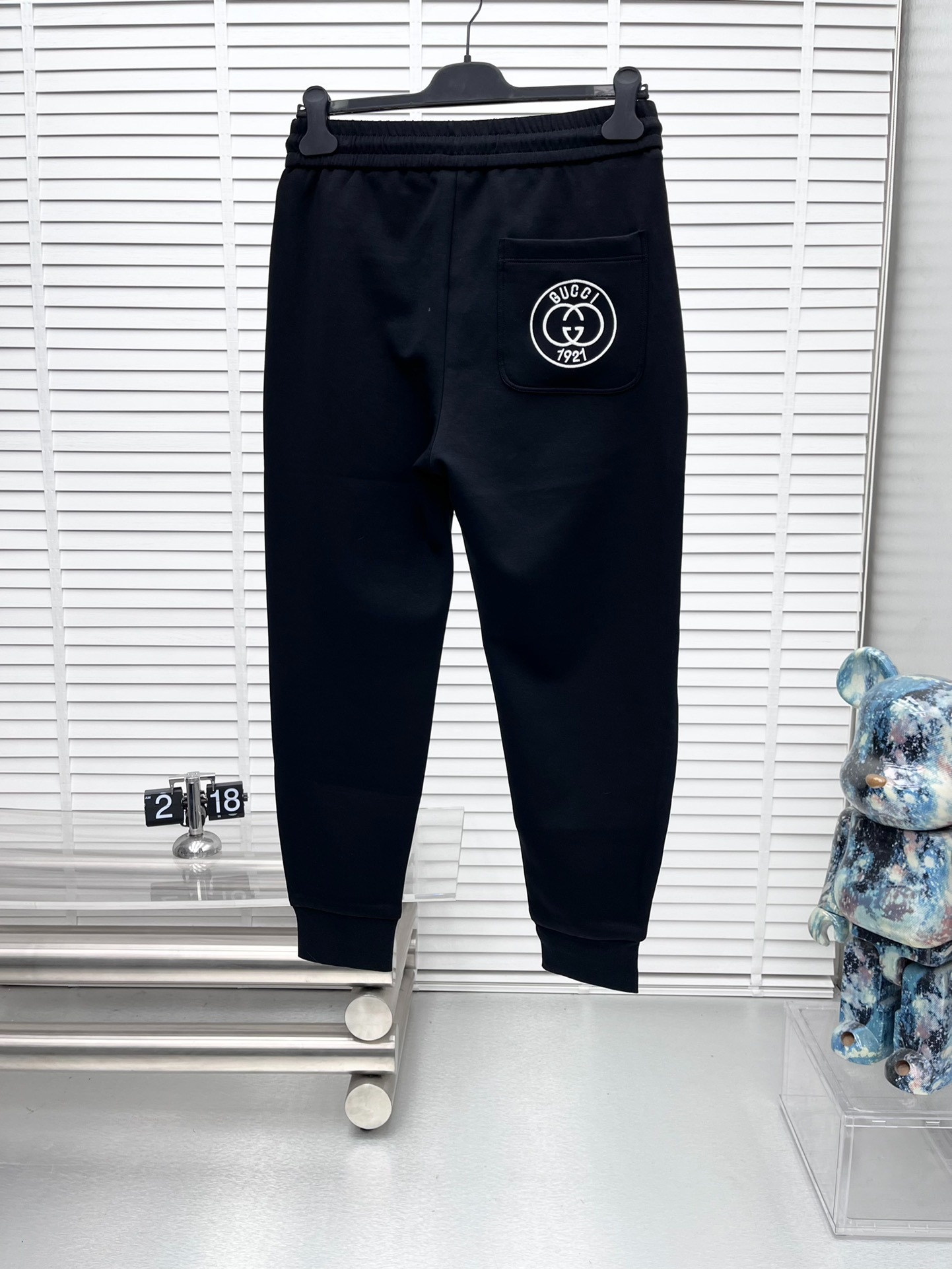 구찌 25ss 신상 팬츠