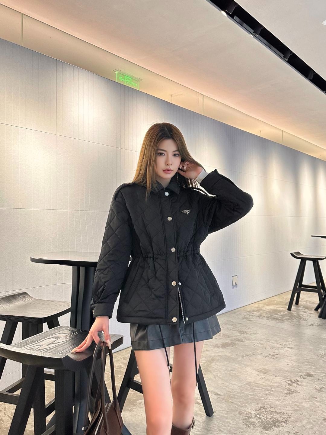 프라다 25 신상 퀼팅 패딩 재킷