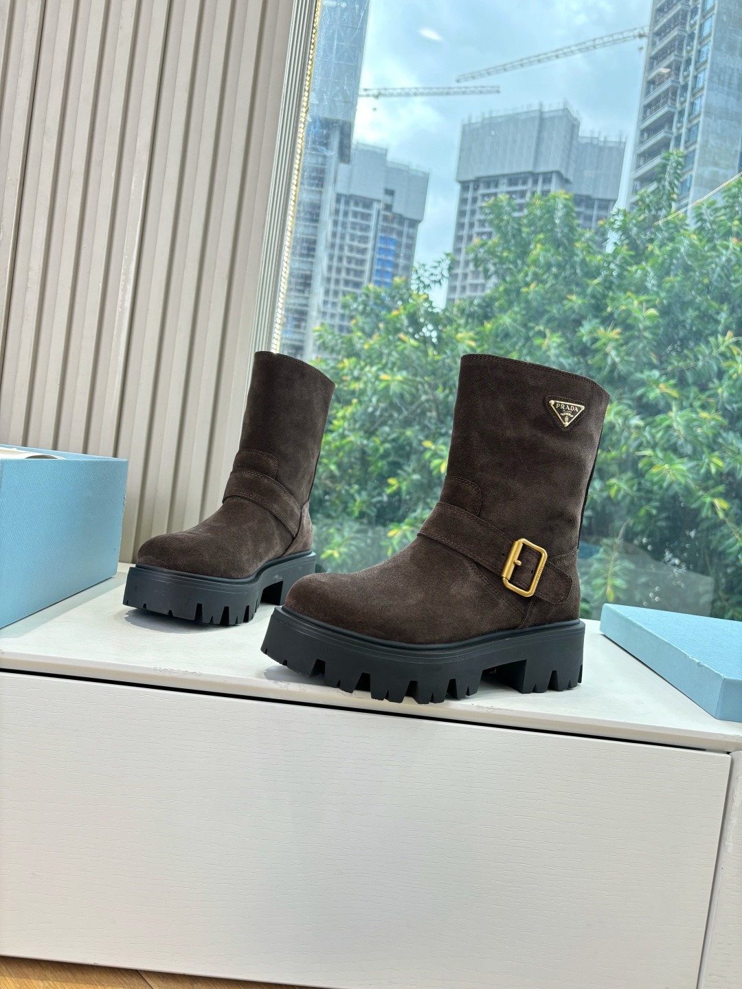 프라다 25 가을/겨울 클래식 라이더 부츠