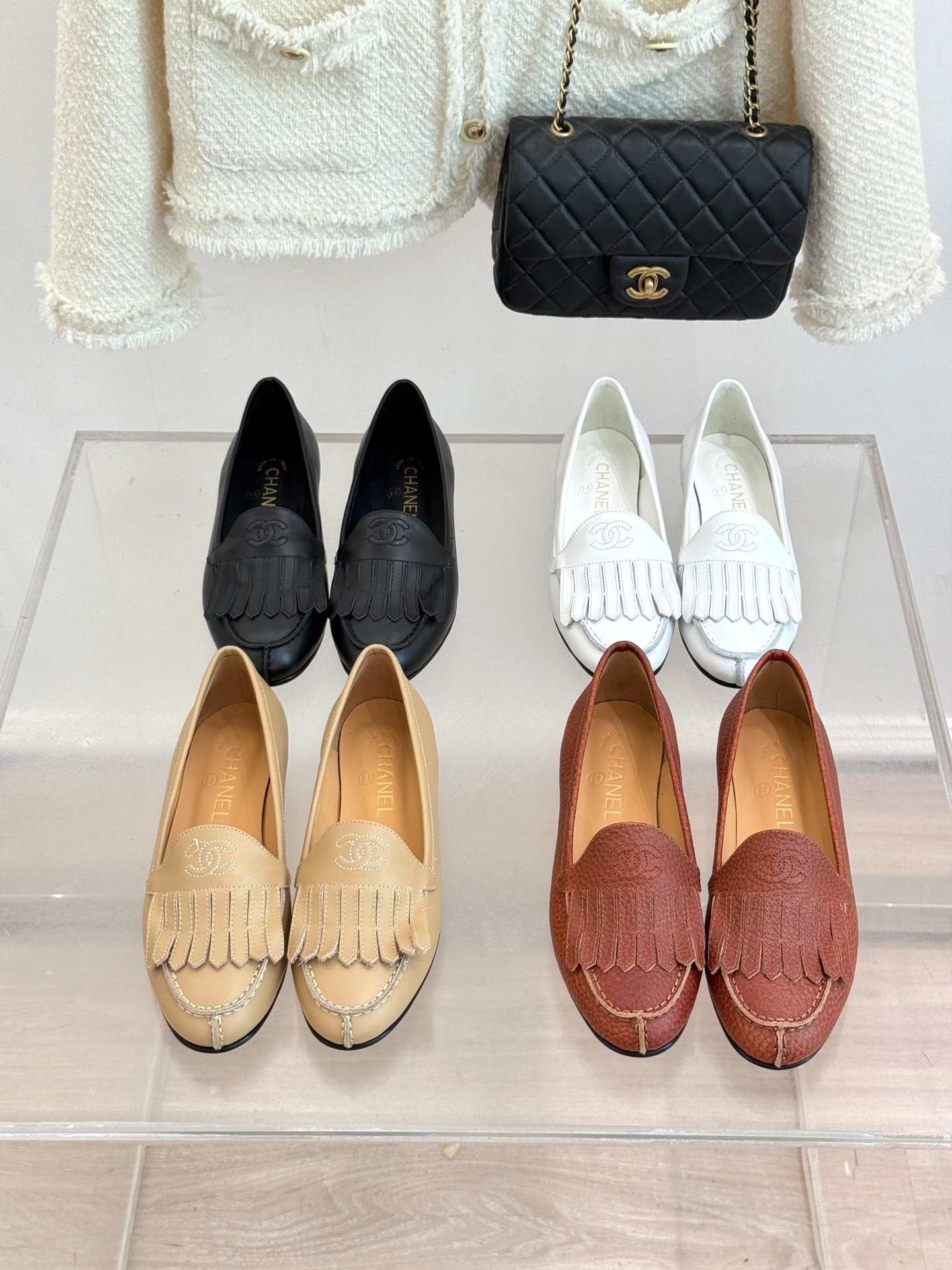 샤넬 클래식 더블 C 태슬로퍼