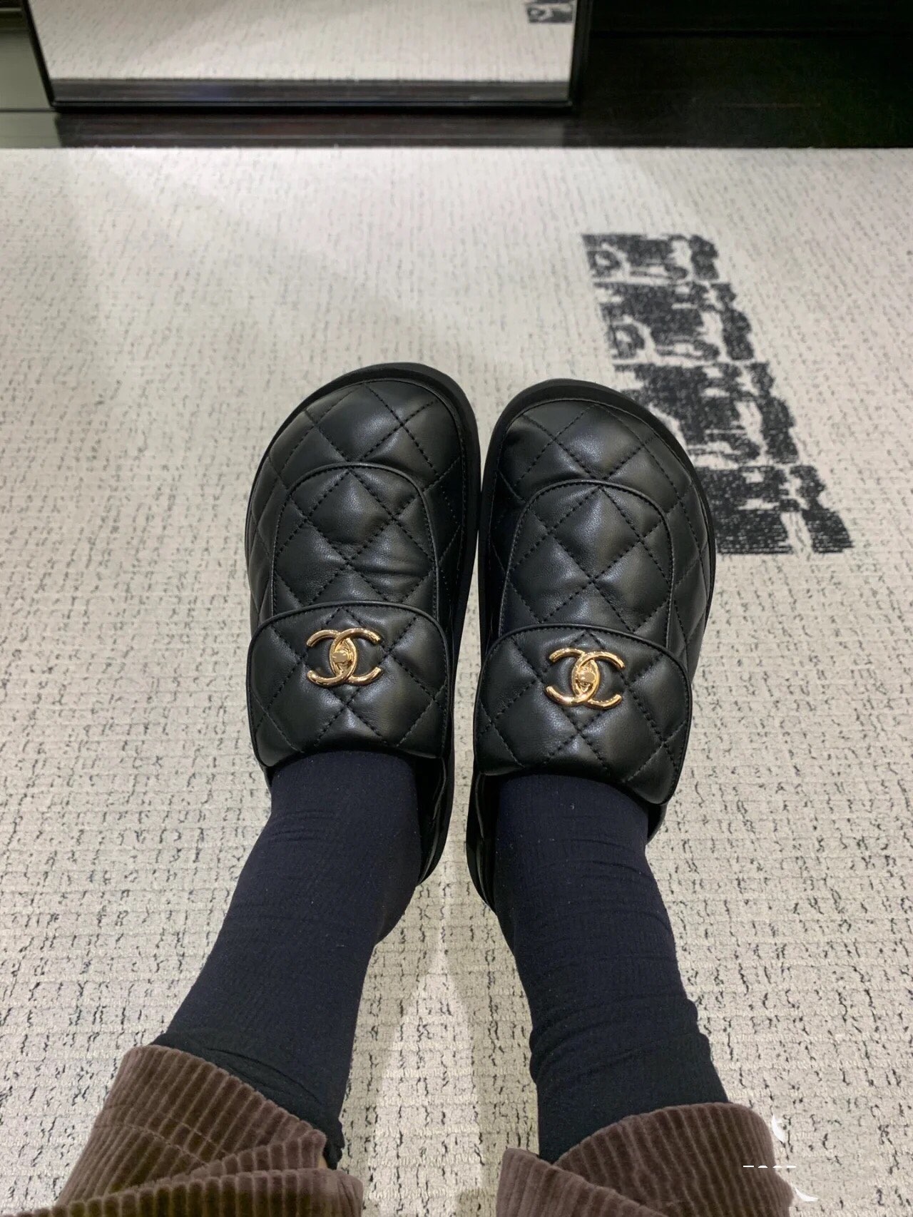 샤넬 더블 c버튼 클래식 슬리퍼