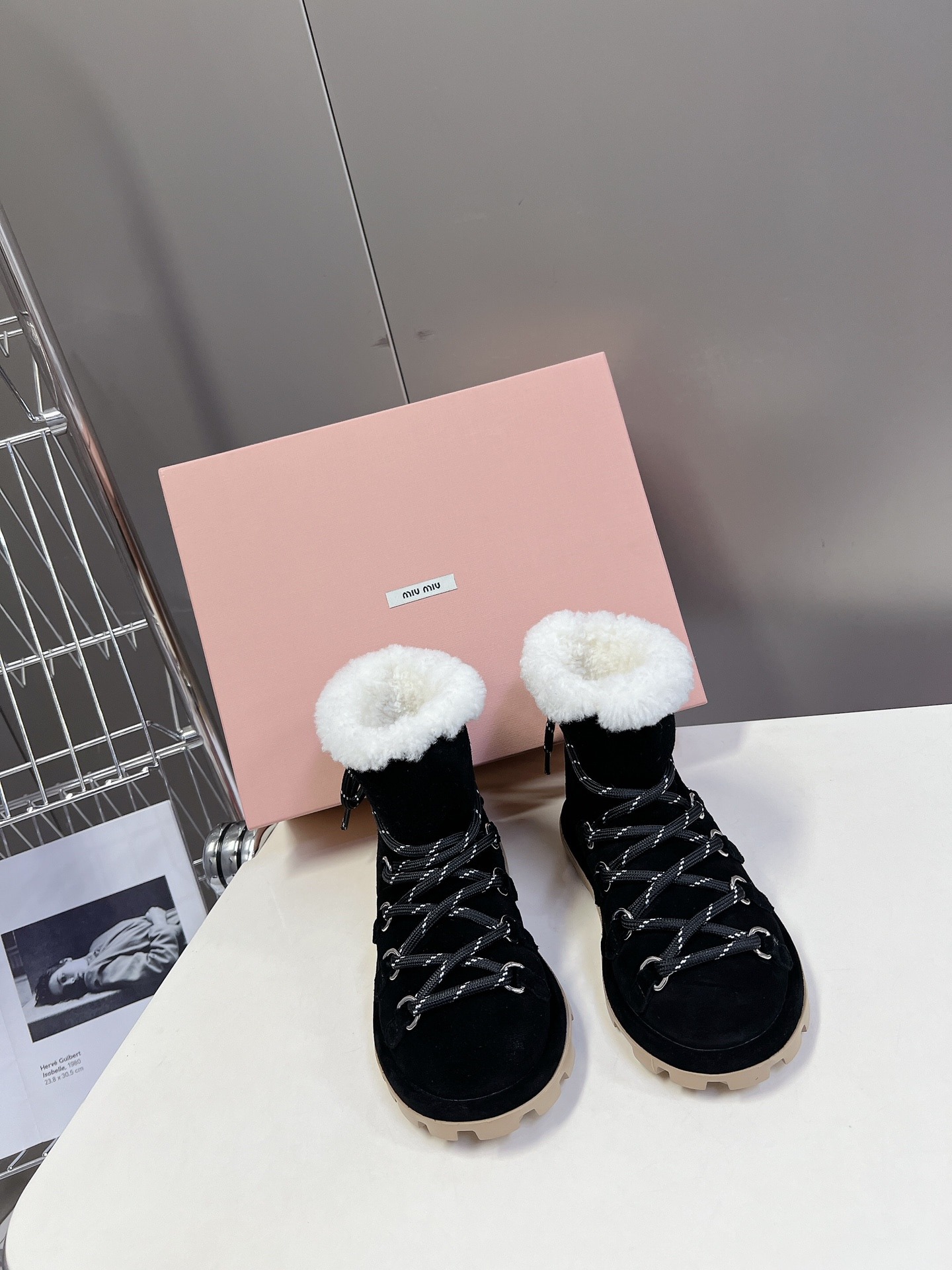 미우미우 신상 울 앵클부츠