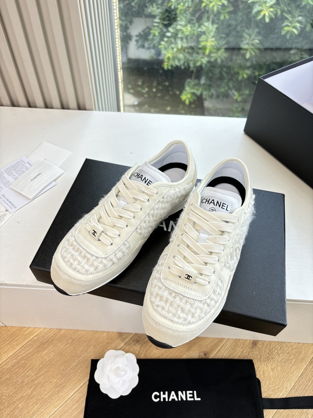 샤넬 25 신상 샤무드 통굽 캐주얼화