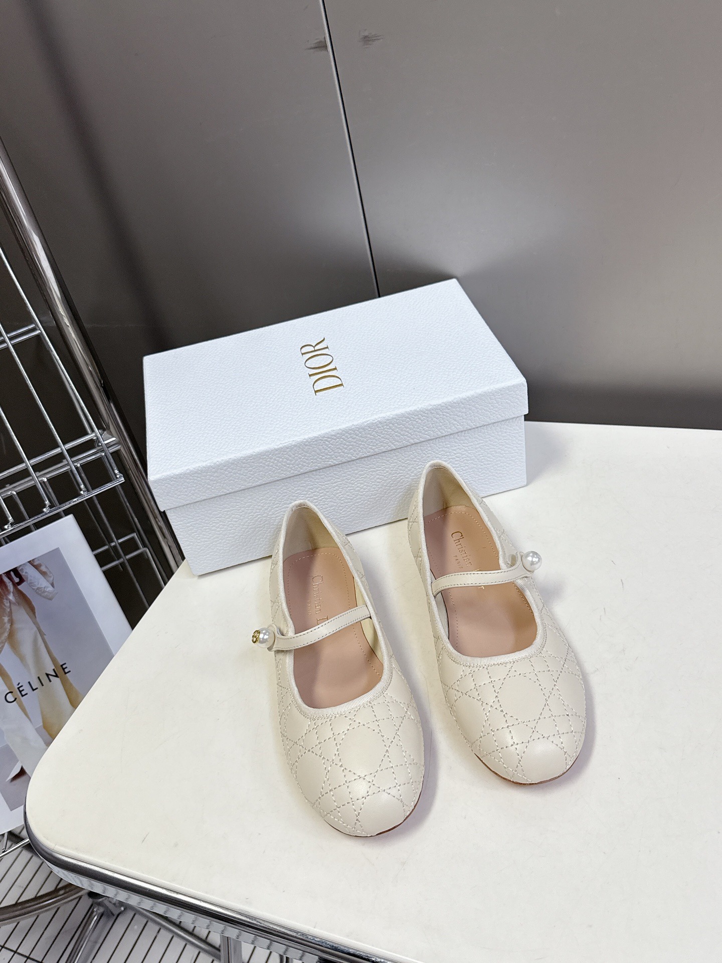 디올 클래식 진주 메리제인 슈즈