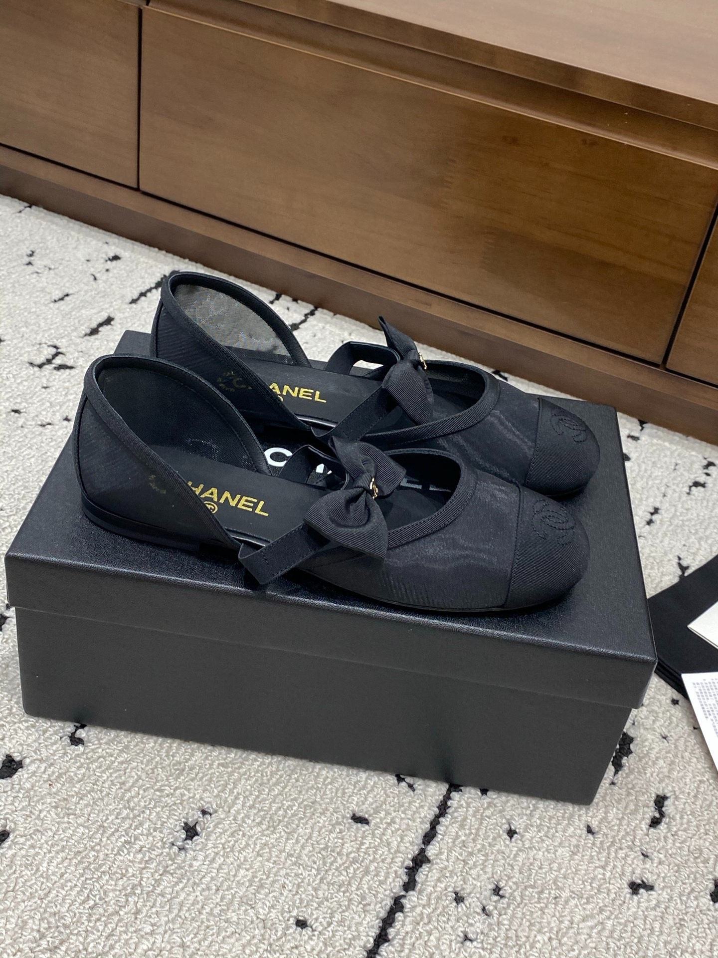 샤넬 25s 신상 플랫 슈즈