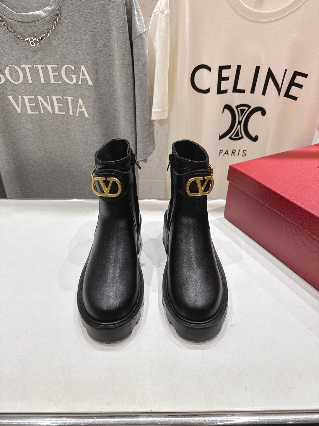 발렌티노 25ss 신상 첼시 부츠