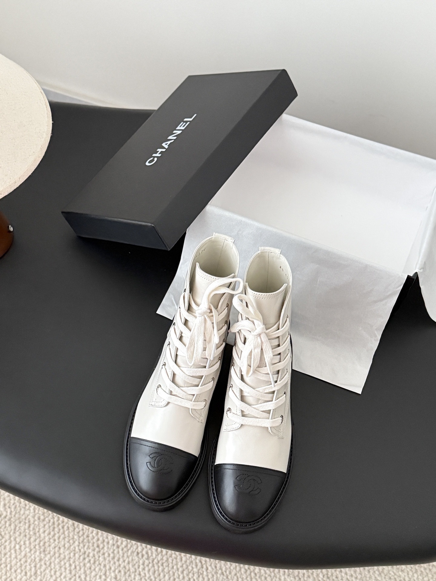 샤넬 25A 프리미엄 핸드메이드 워커