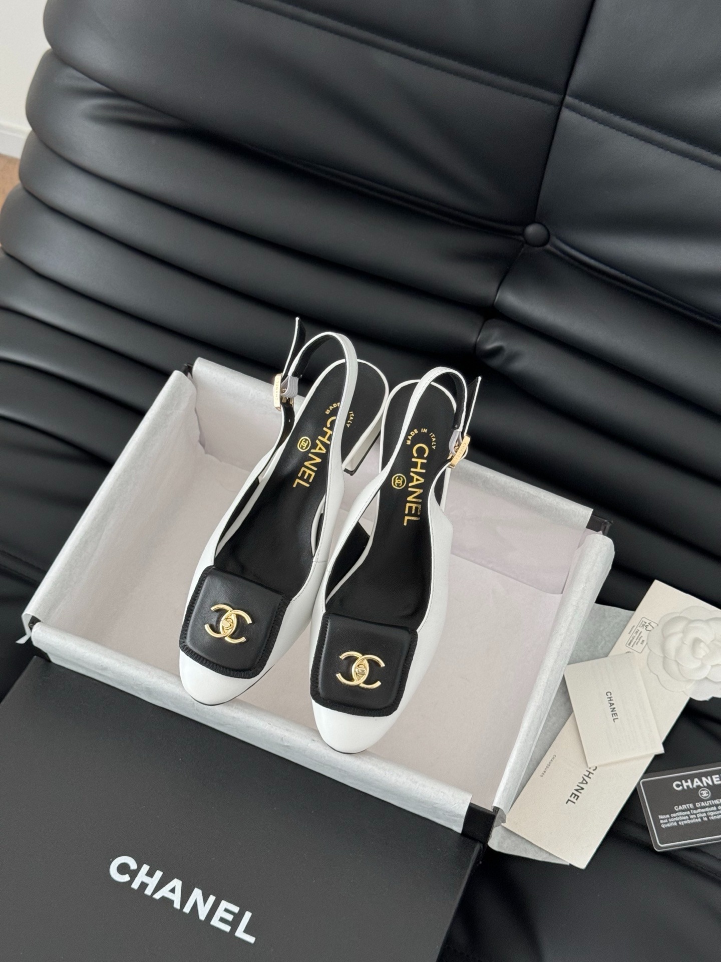 샤넬 25K 책가방 버클 플랫