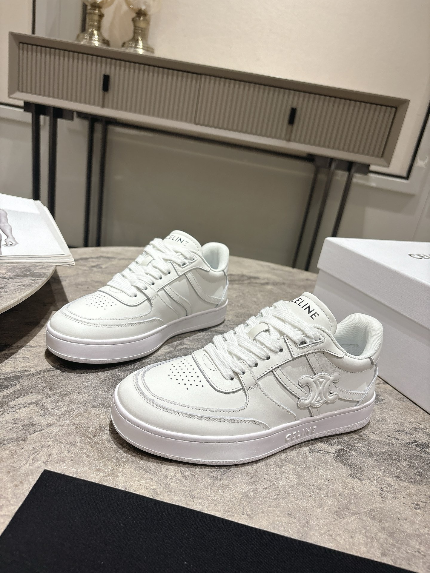 셀린느 25 신상 스니커즈 슬립온