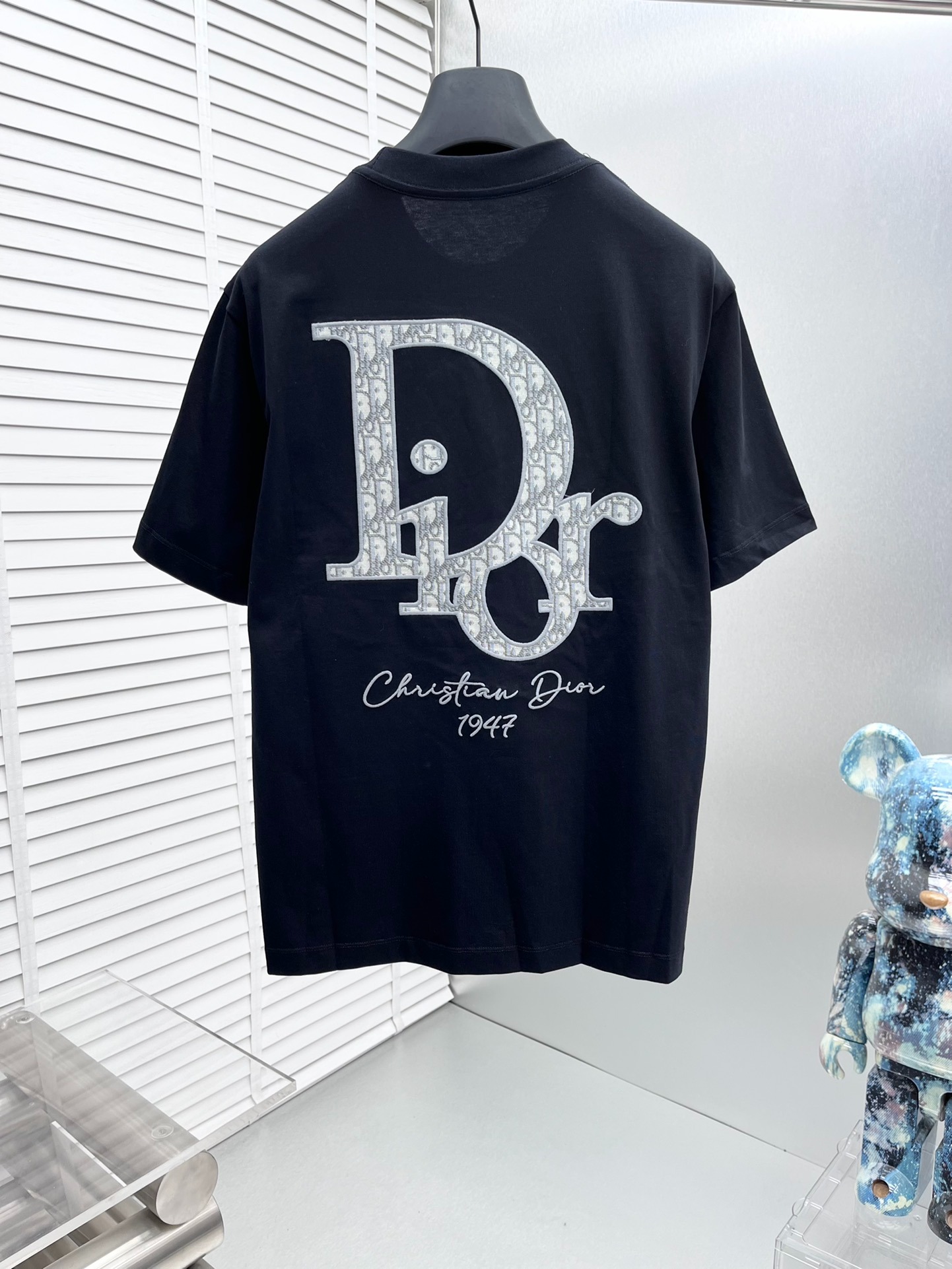 디올 25 봄여름 신상 라운드 티셔츠