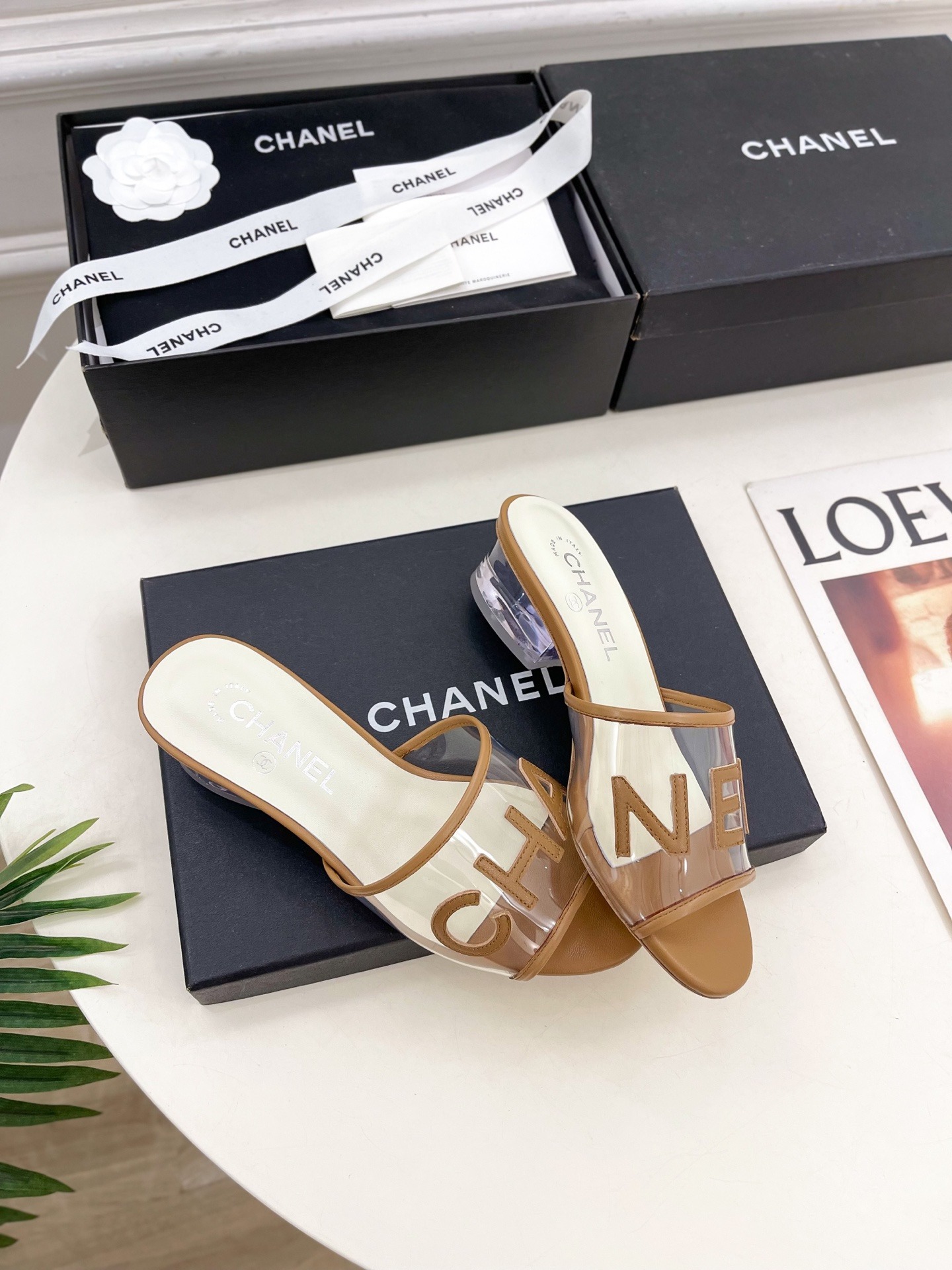 샤넬 25  신상 크리스탈 굽 슬리퍼