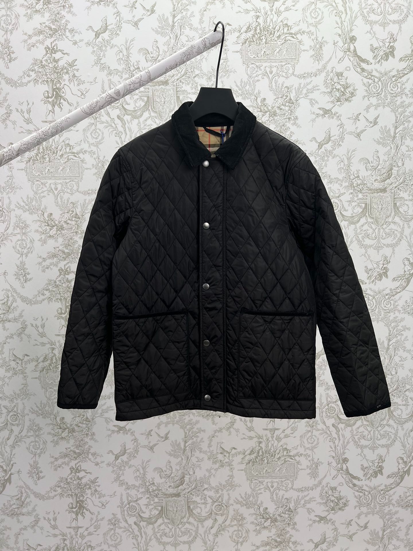 버버리 25ss 신상 퀼팅 점퍼