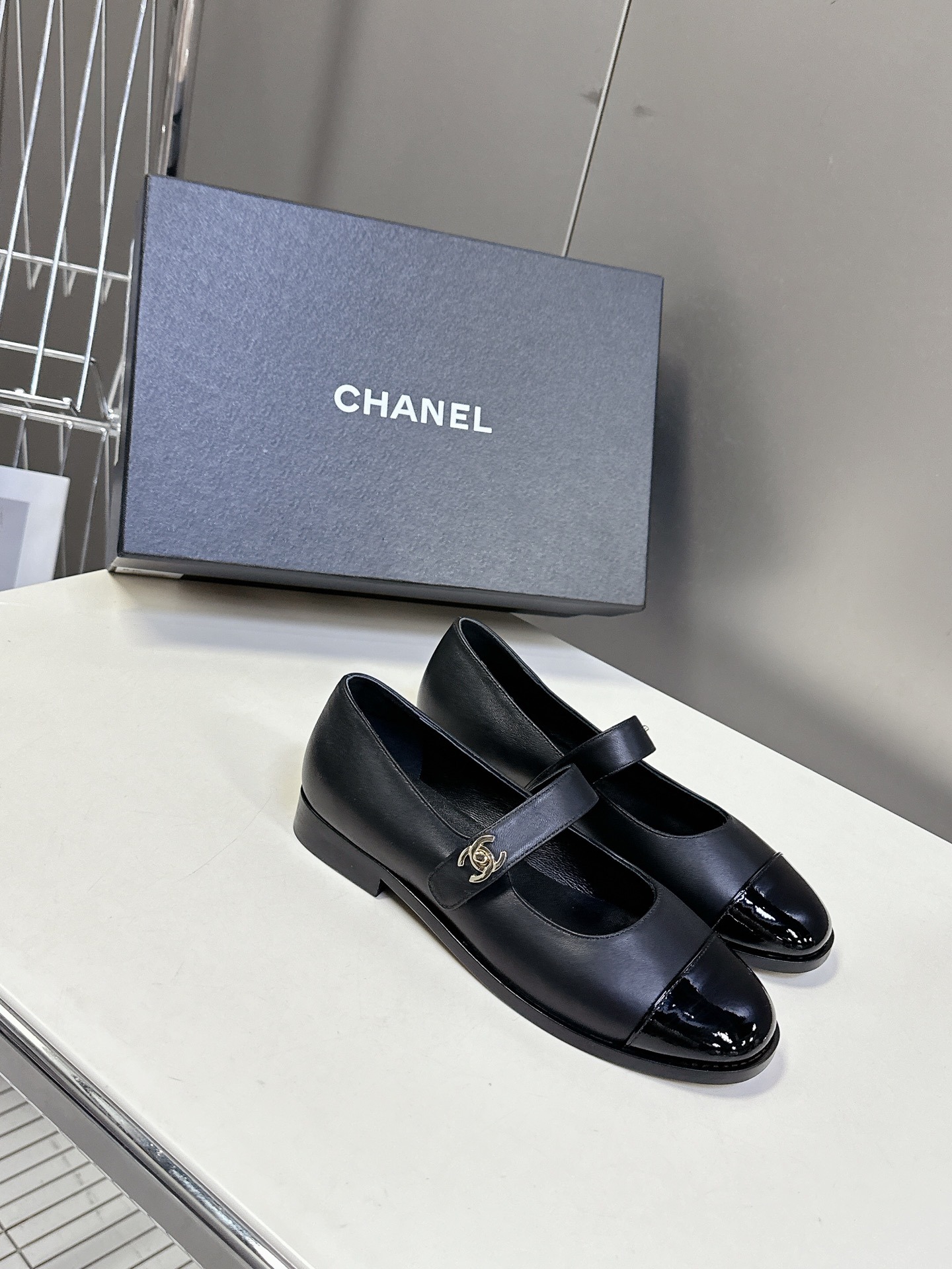 샤넬 클래식 메리제인 플랫 슈즈