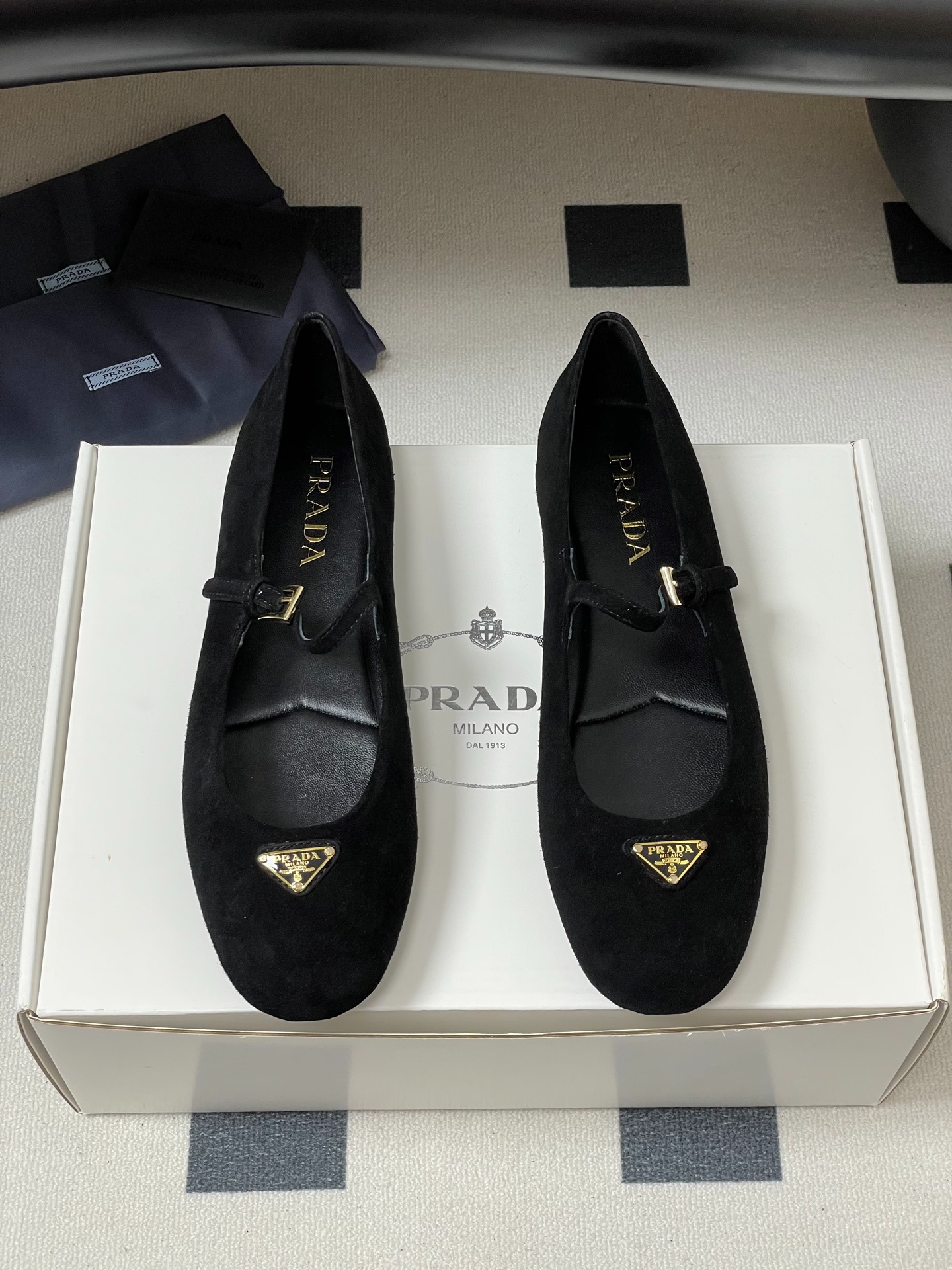 프라다 25S 신상 메리제인 발레 단화