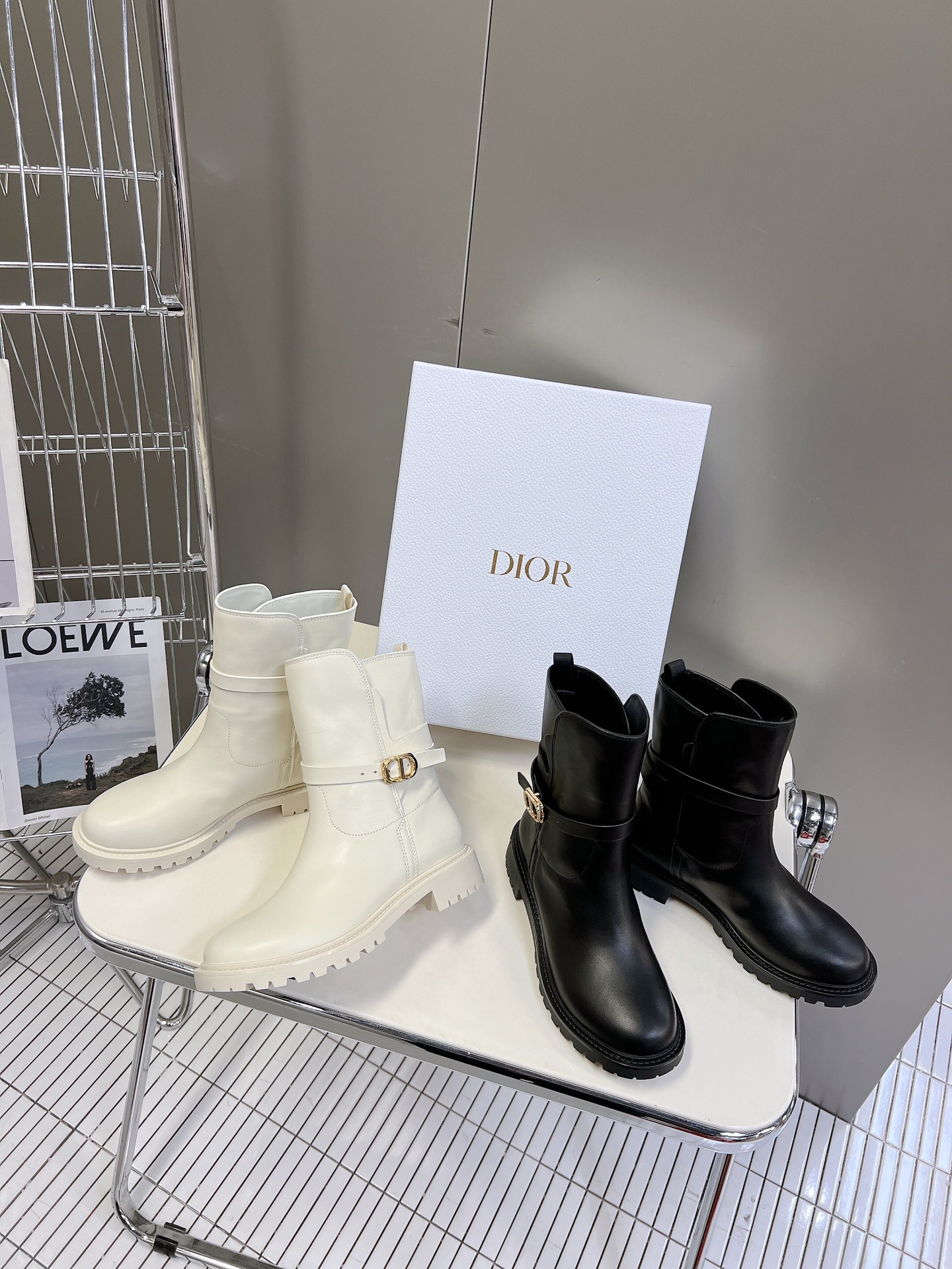 디올 신상 패션 카고 미들부츠