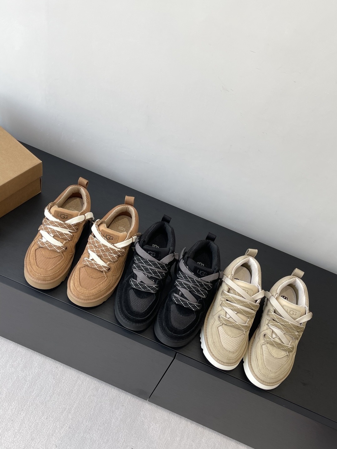 어그 25ss 가을겨울 신상 통굽 스니커즈