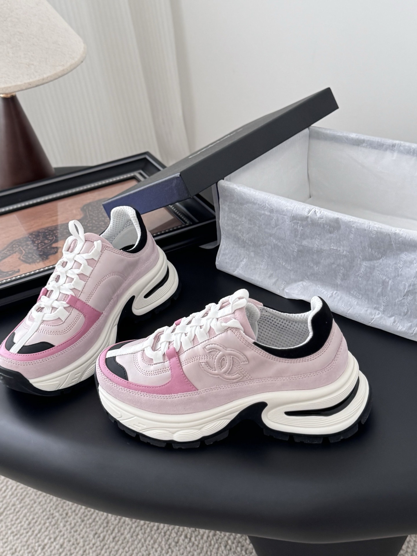 샤넬 25C 신상 스니커즈