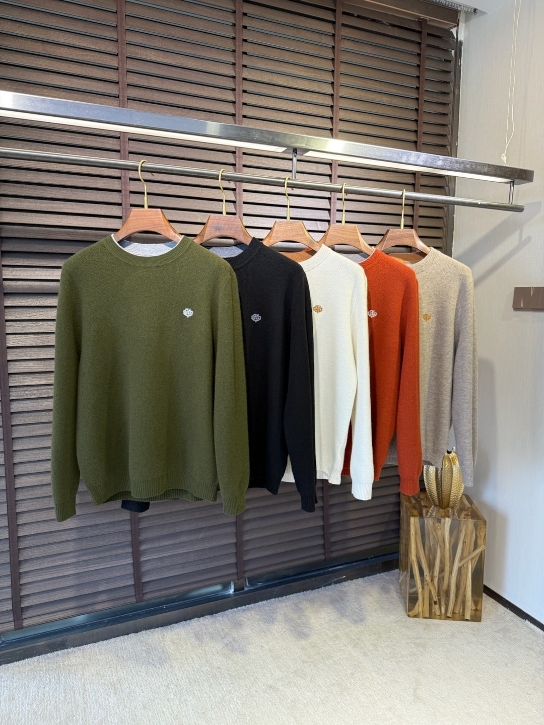 로로피아나 FW2025 신상 라운드 니트