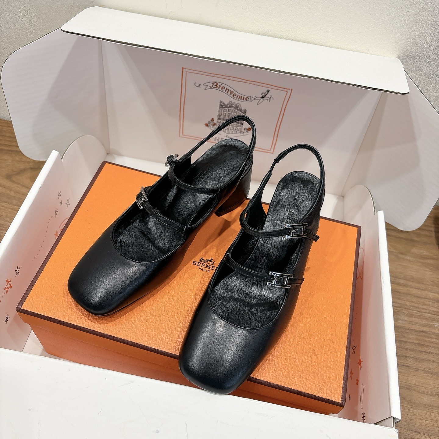 에르메스 25 신상 플랫 샌들