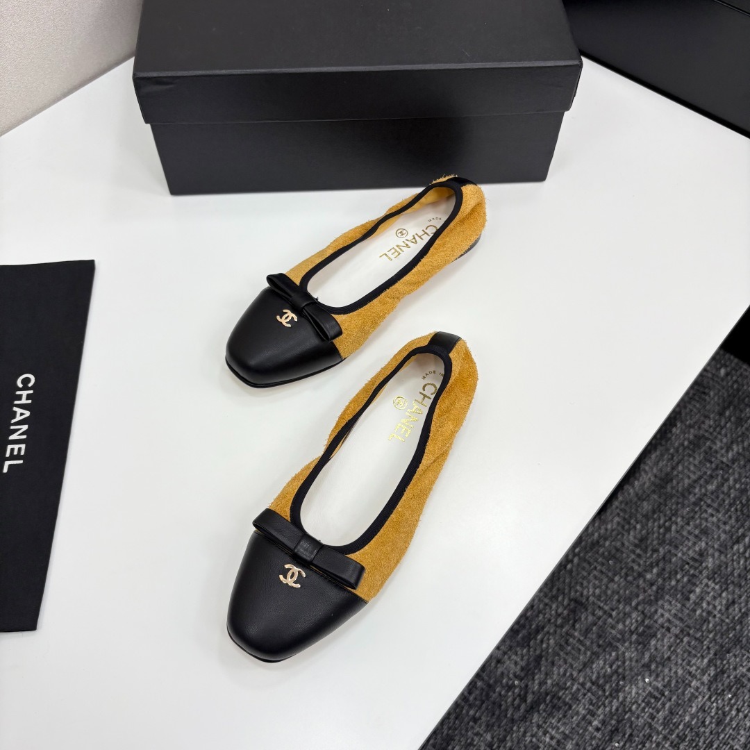 샤넬 25 신상 발레 슈즈