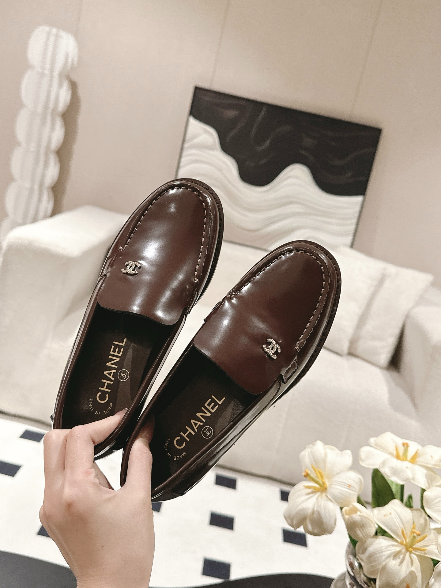 샤넬 이른 봄 신상 로퍼