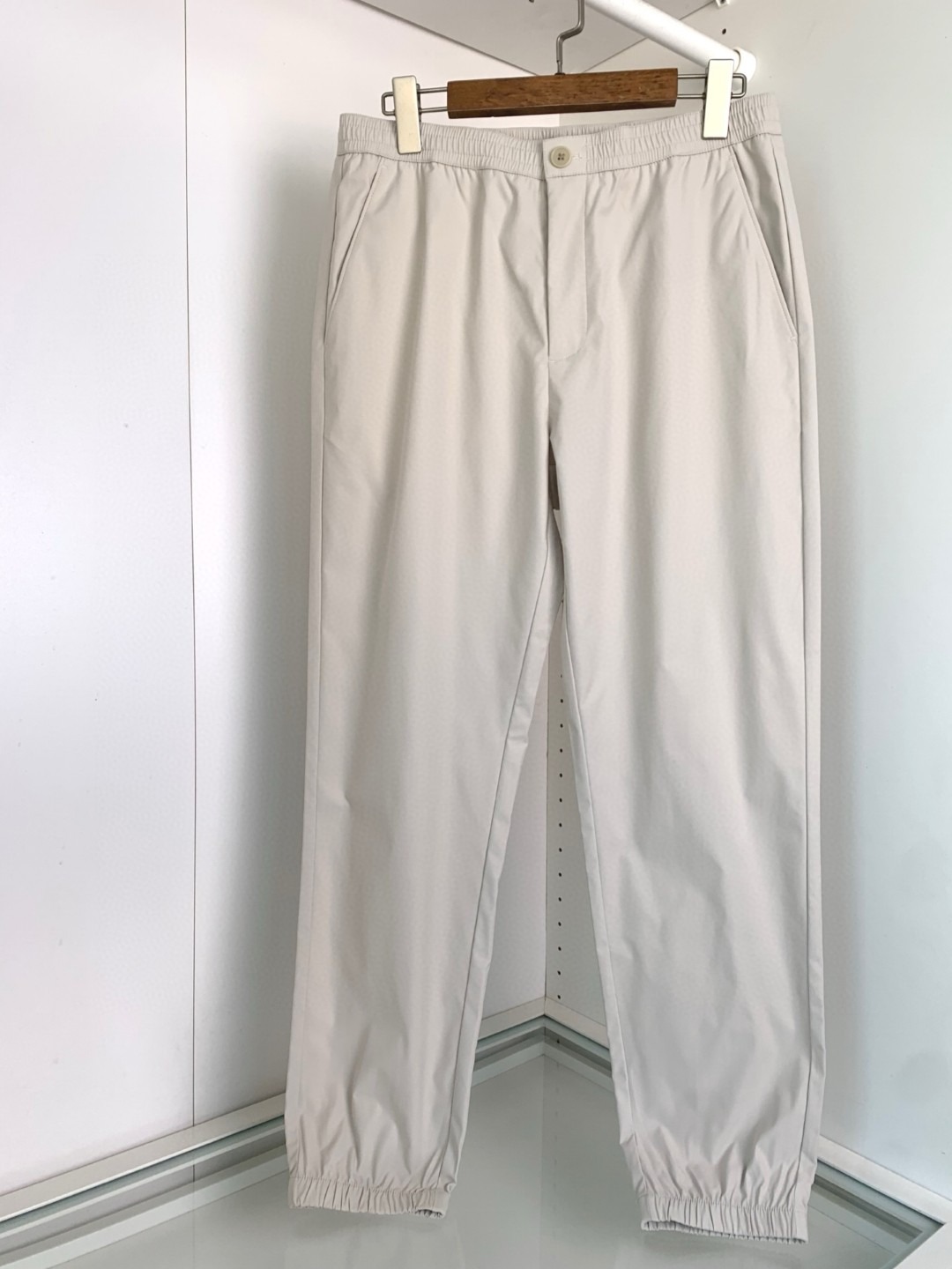 프라다 25 봄여름 신상 클래식 패션 팬츠