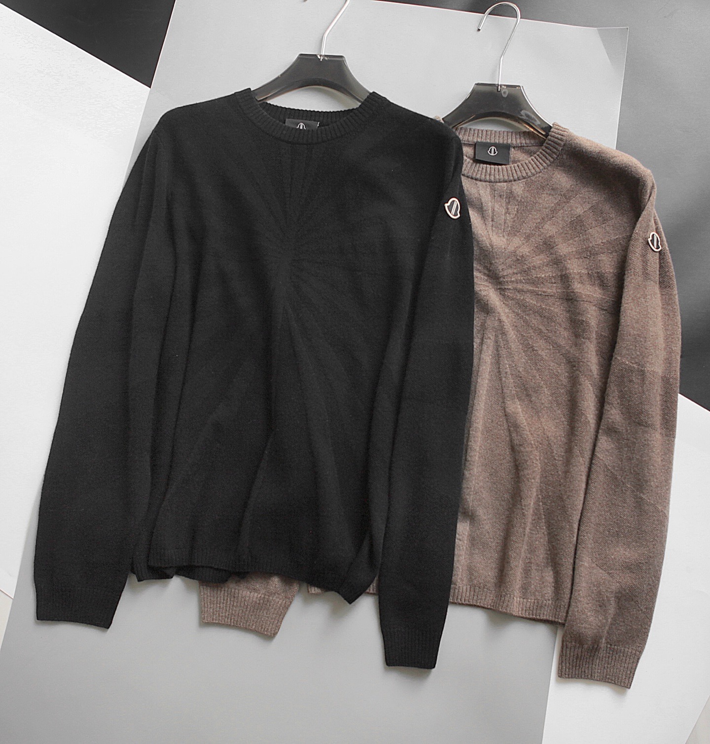 몽클레어 신상 울 캐시미어 니트