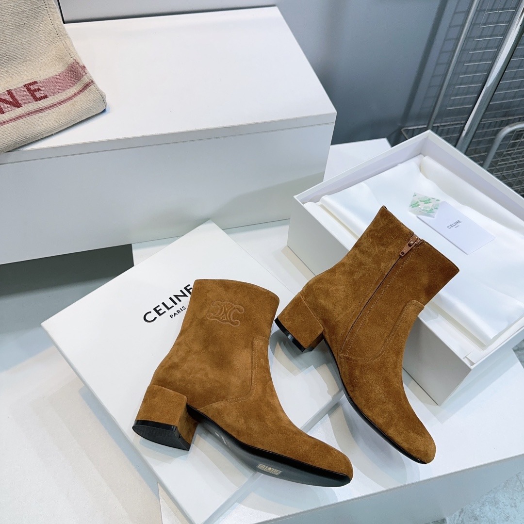셀린느 25ss 가을/겨울 신상 스틸레토 앵클부츠