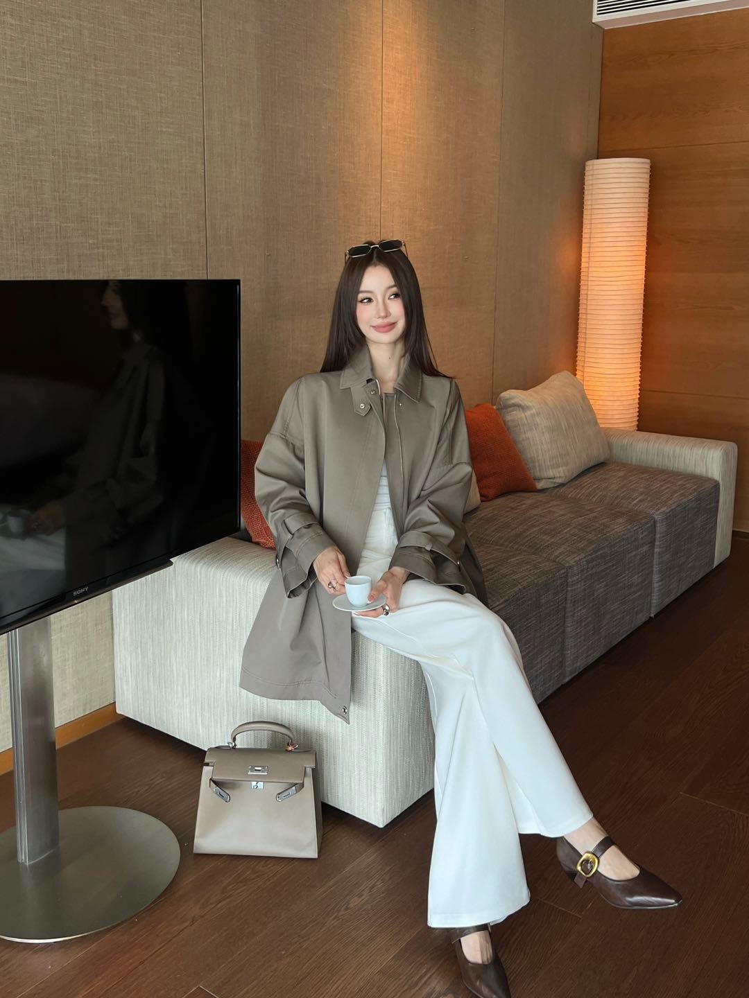 에르메스 25 신상 터틀넥 하프 트렌치 코트