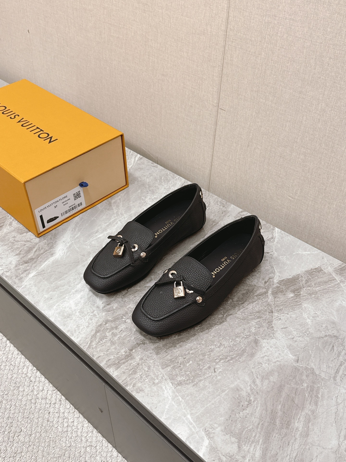 루이비통 신상 로퍼