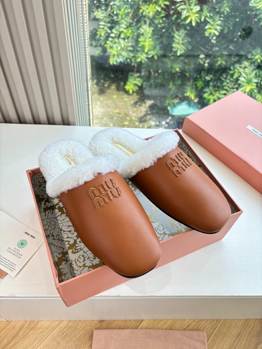 미우미우 25 신상 수입 양털 슬리퍼