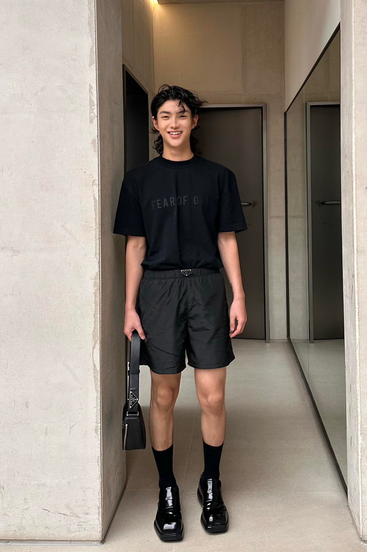 프라다 삼각로고 나일론 반바지