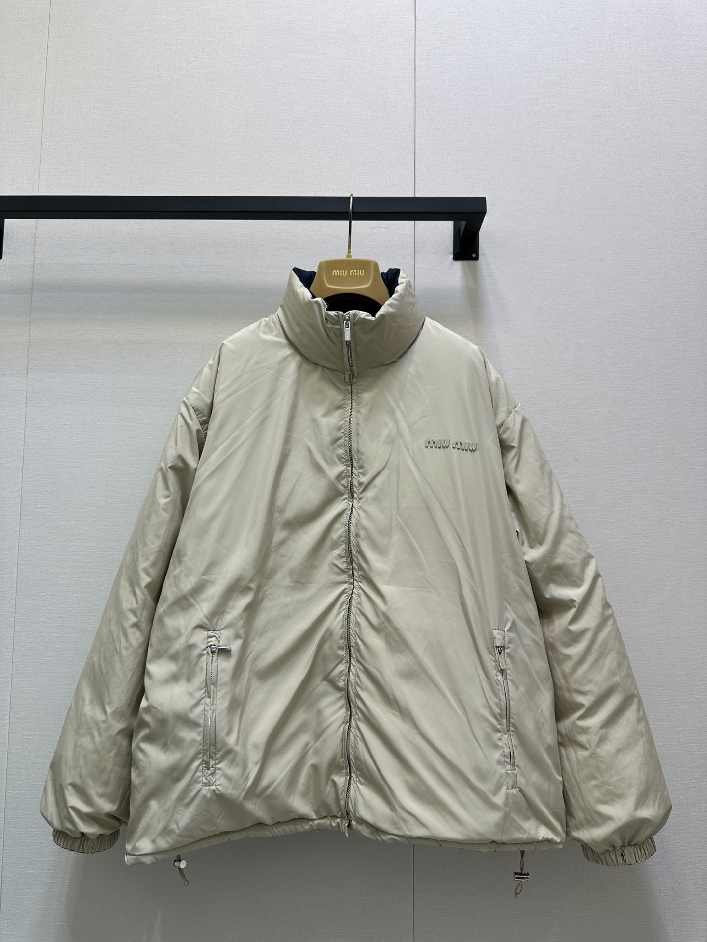 미우미우 25SS 신상 양면 패딩