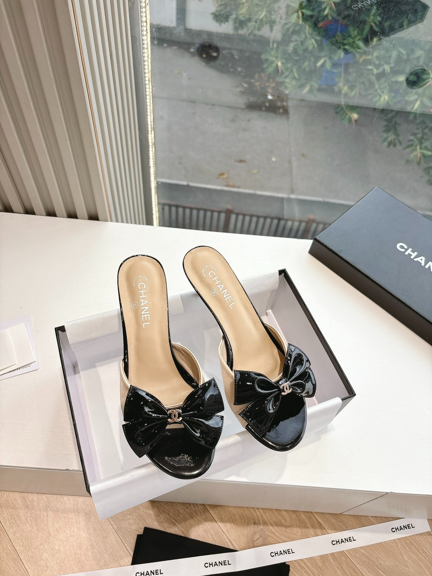 샤넬 25s 이른 봄 샌들 슬리퍼