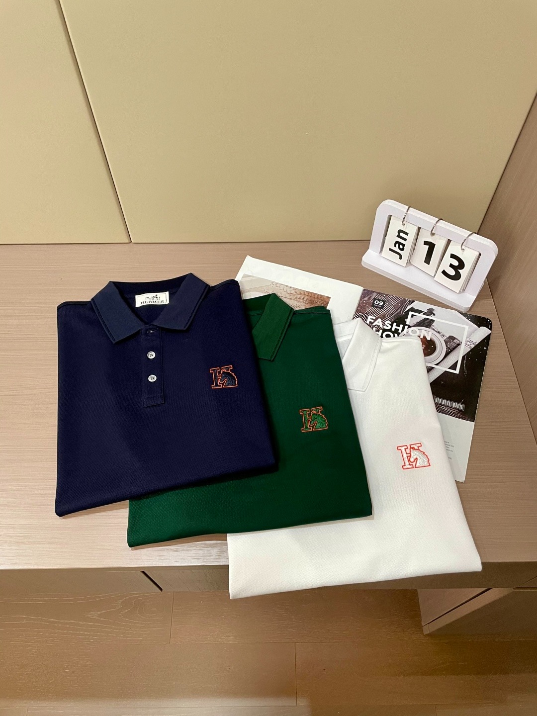 에르메스 25ss 여름 신상 터틀넥 티셔츠