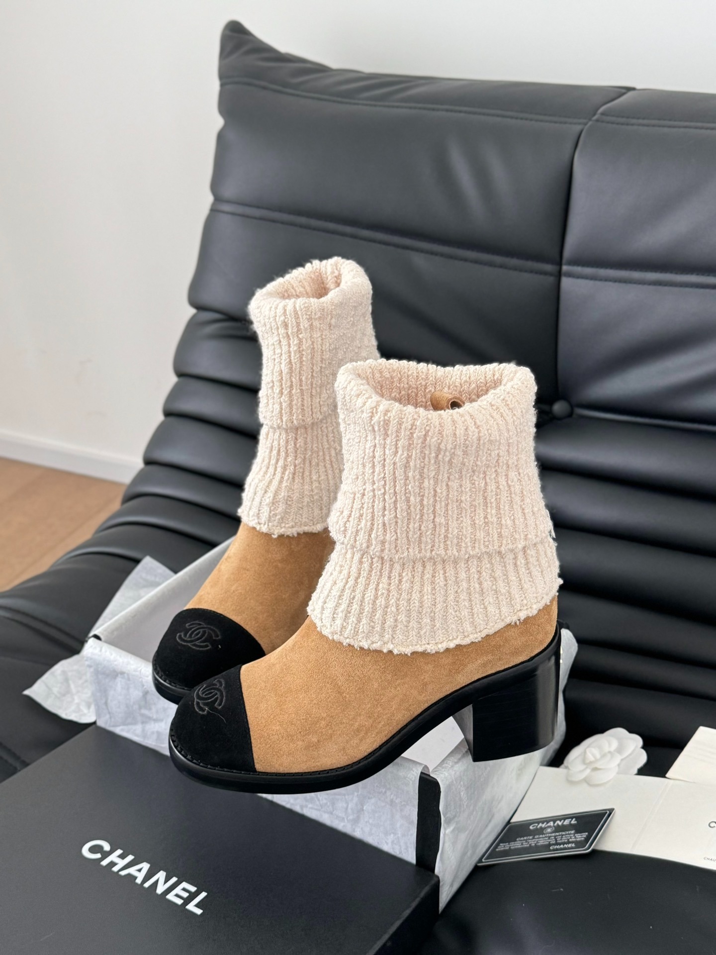 샤넬 24K 신상 양말 부츠